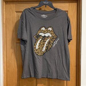 the Rolling Stones Gray Tee with Leopard Tongue Graphic
